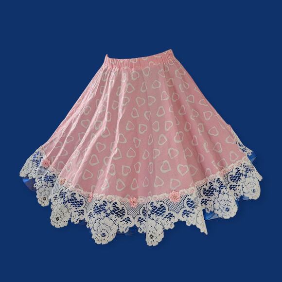 Heart Print Pink Square Dancing Skirt - Cream Lace and Ribbon flowers - Picture 5 of 8